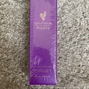 Rose water toning spritz NEW IN BOX